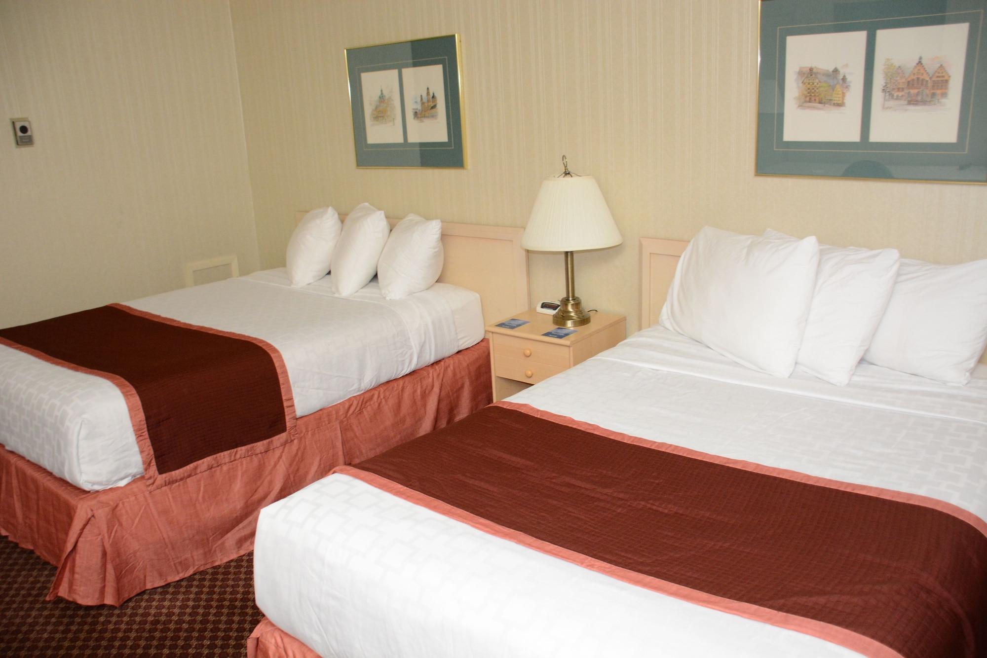 Travelodge by Wyndham Lethbridge Eksteriør billede