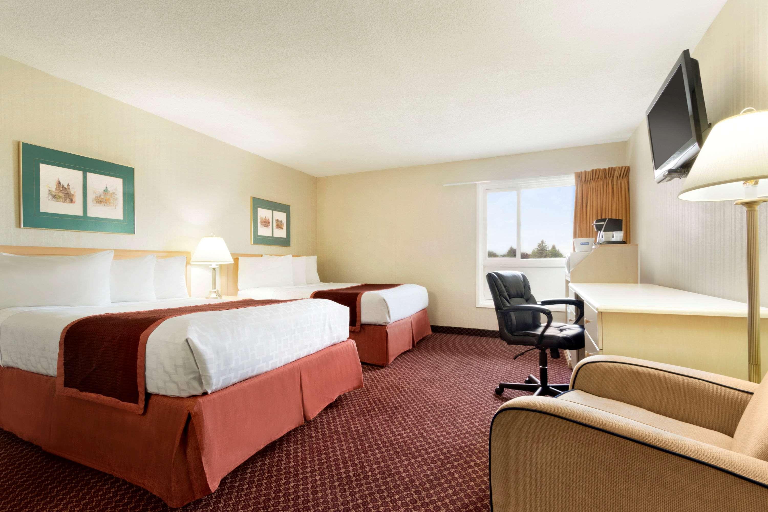 Travelodge by Wyndham Lethbridge Eksteriør billede